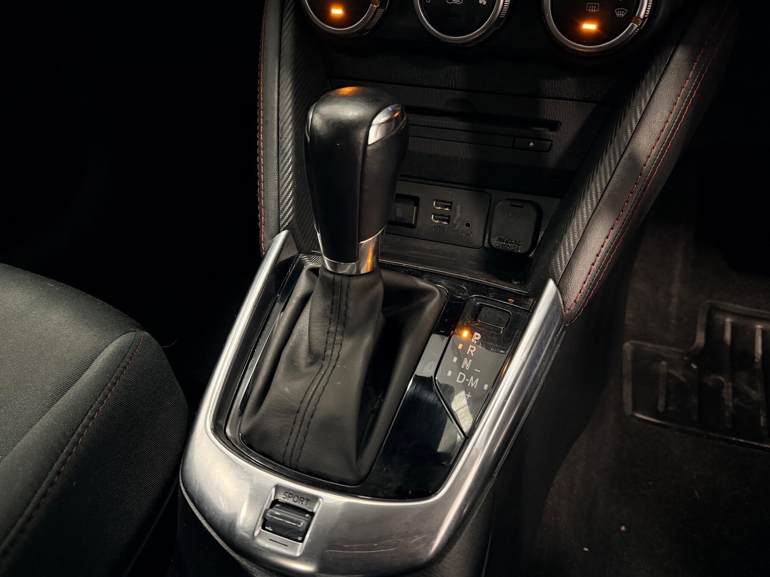 Used Mazda Mazda2 2015 for sale - 76538794: Photo 32