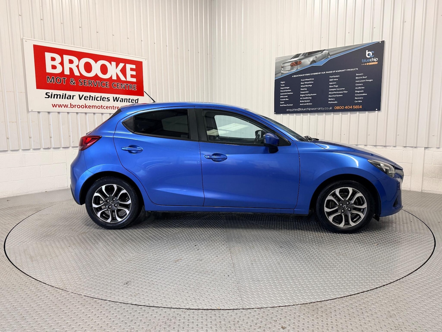 Used Mazda Mazda2 2015 for sale - 76538794: Photo 6