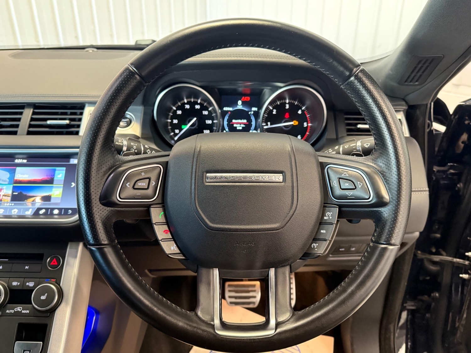 Used Land Rover Range Rover Evoque 2018 for sale - 76121422: Photo 17
