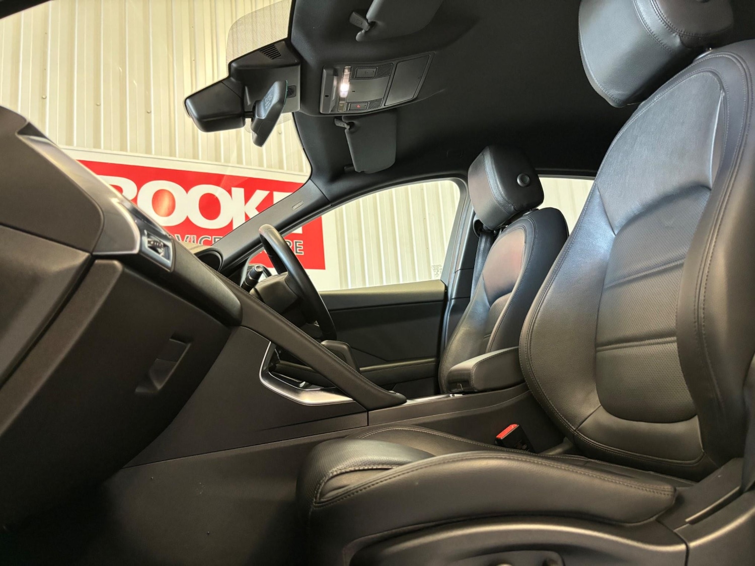 Used Jaguar E-Pace 2020 for sale - 76753323: Photo 25