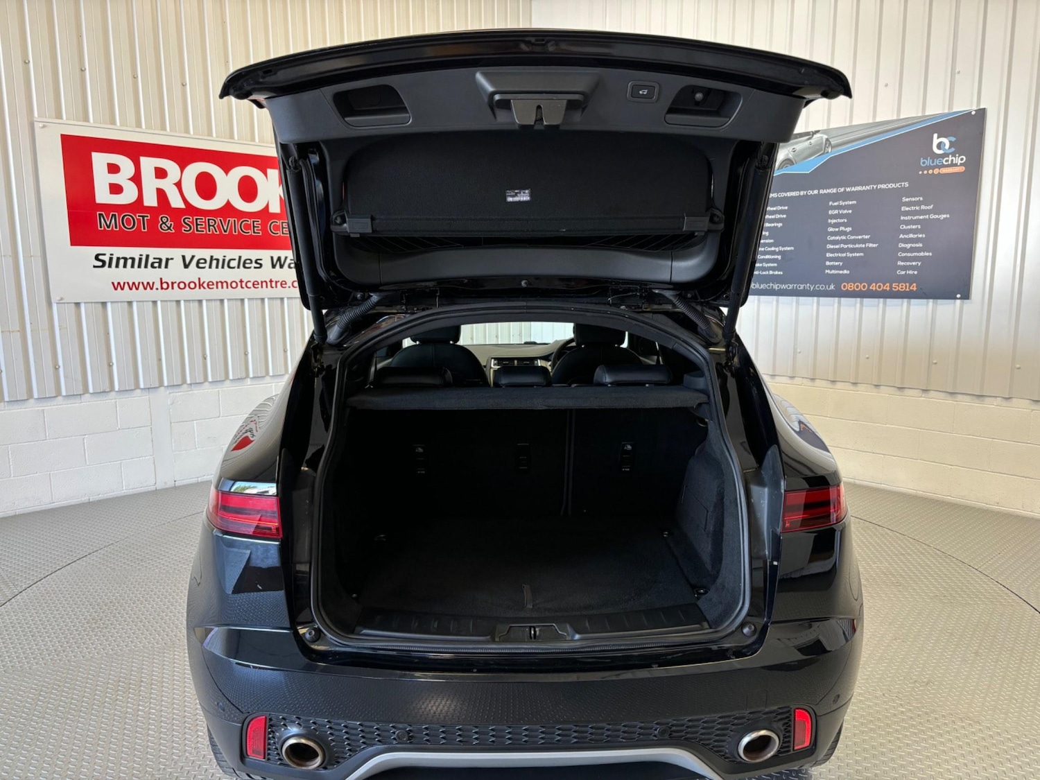 Used Jaguar E-Pace 2020 for sale - 76753323: Photo 9