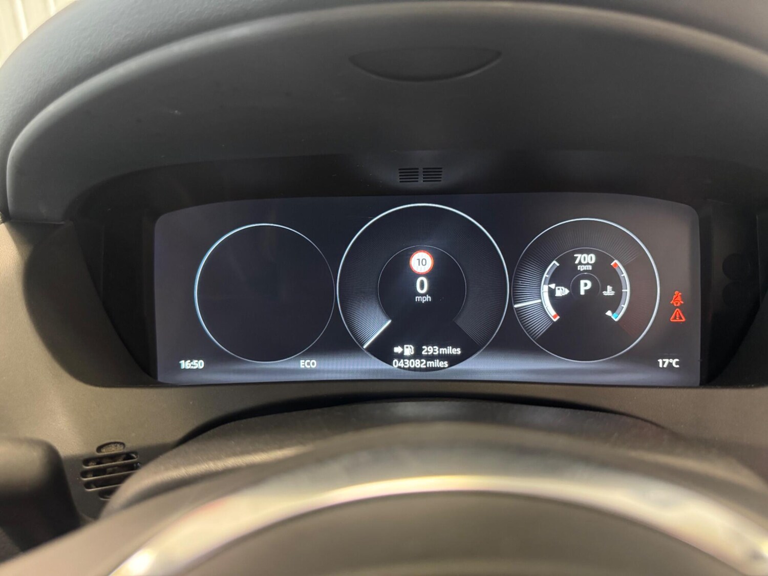 Used Jaguar XE 2018 for sale - 78171085: Photo 22