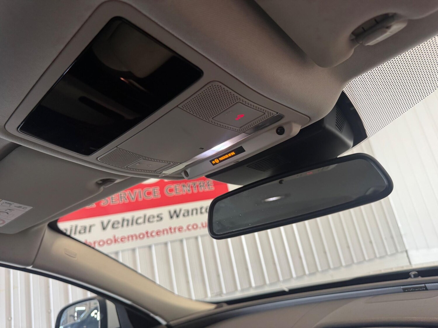 Used Jaguar XE 2018 for sale - 78171085: Photo 26