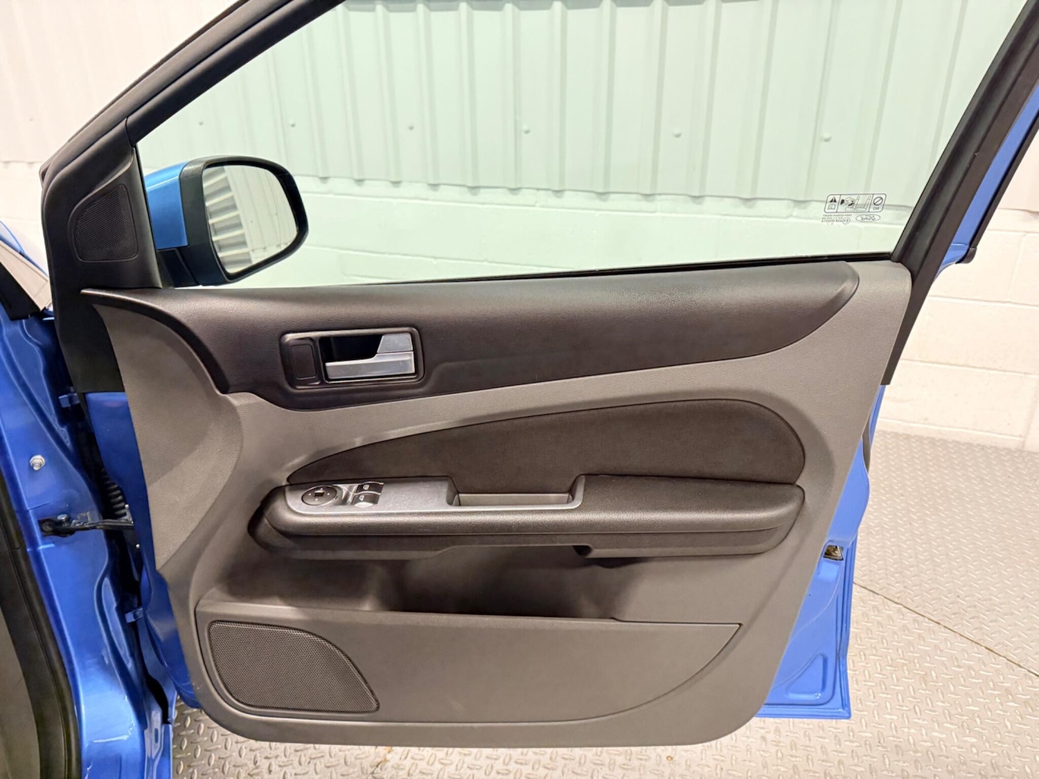 Used Ford Focus 2010 for sale - 77411274: Photo 16