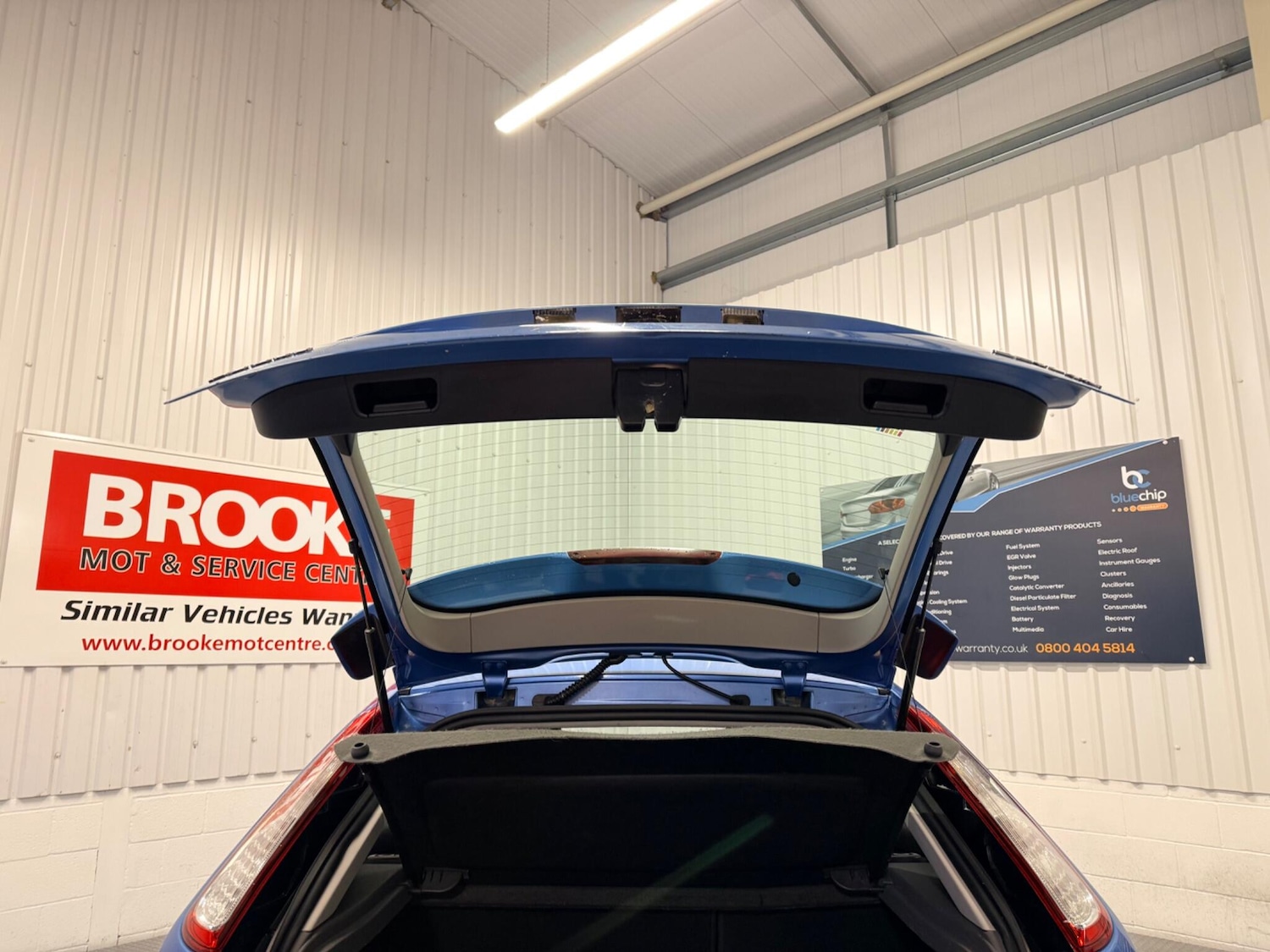 Used Ford Focus 2010 for sale - 77411274: Photo 18