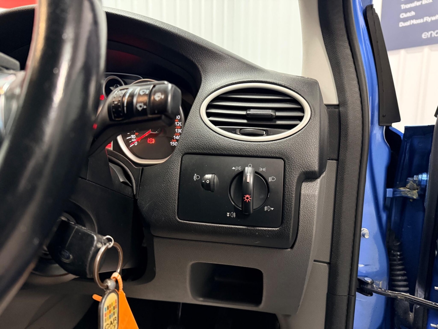 Used Ford Focus 2010 for sale - 77411274: Photo 24