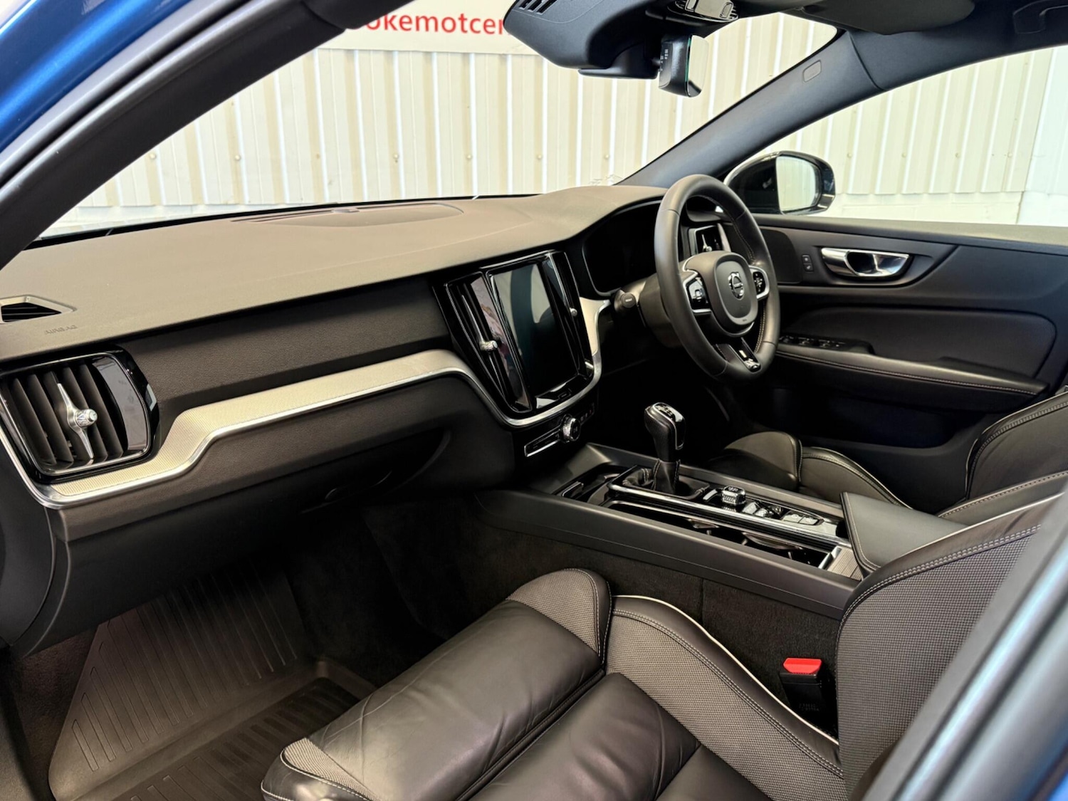 Used Volvo V60 2019 for sale - 76121421: Photo 13