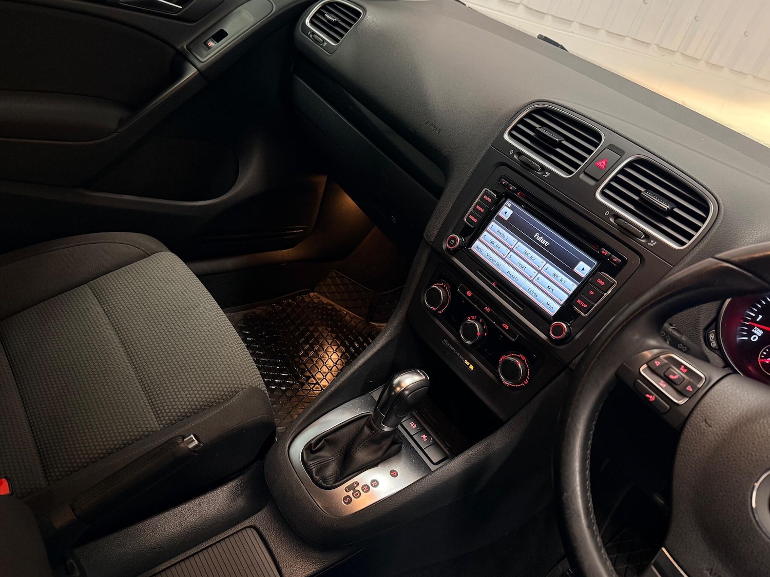 Used Volkswagen Golf 2012 for sale - 76886448: Photo 24