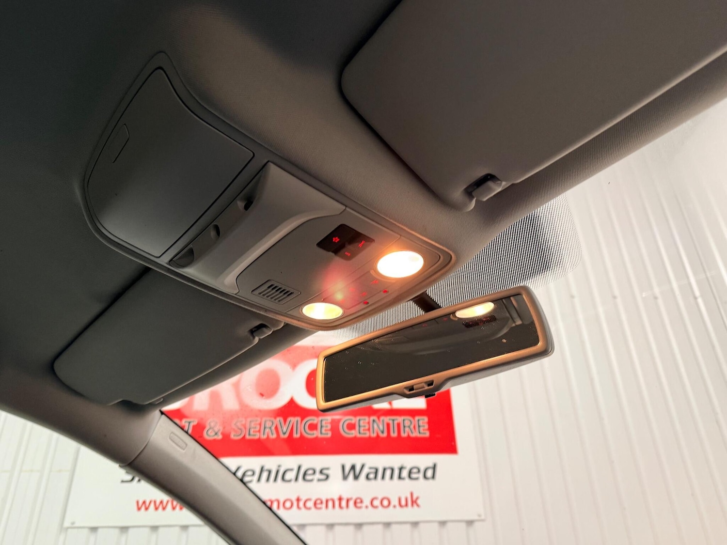 Used Volkswagen Golf 2012 for sale - 76886448: Photo 30