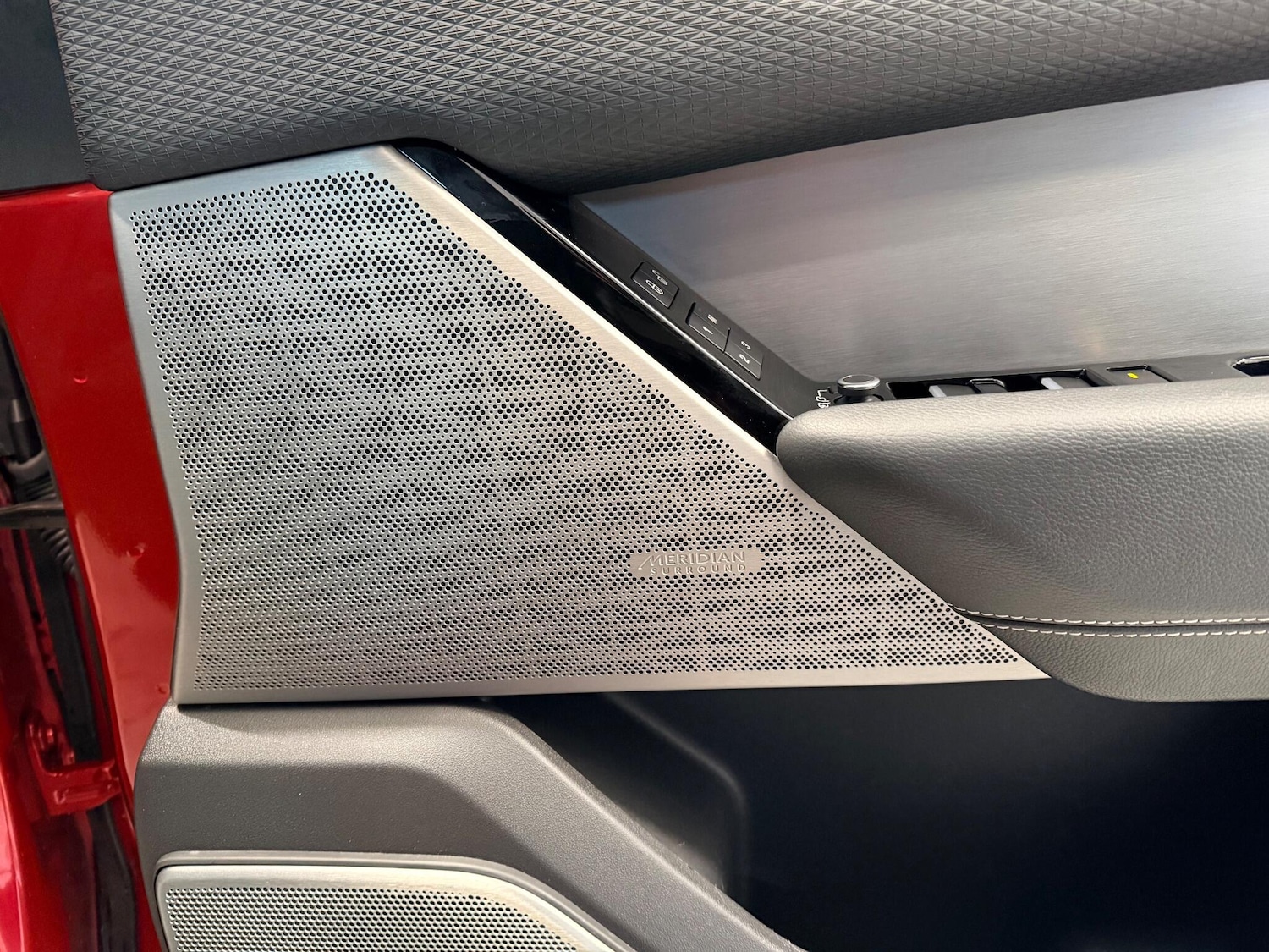 Used Land Rover Range Rover Velar 2017 for sale - 76612976: Photo 20