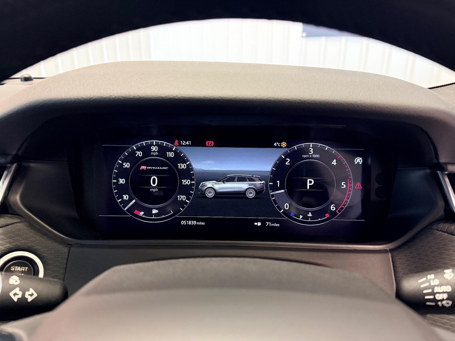 Used Land Rover Range Rover Velar 2017 for sale - 76612976: Photo 27