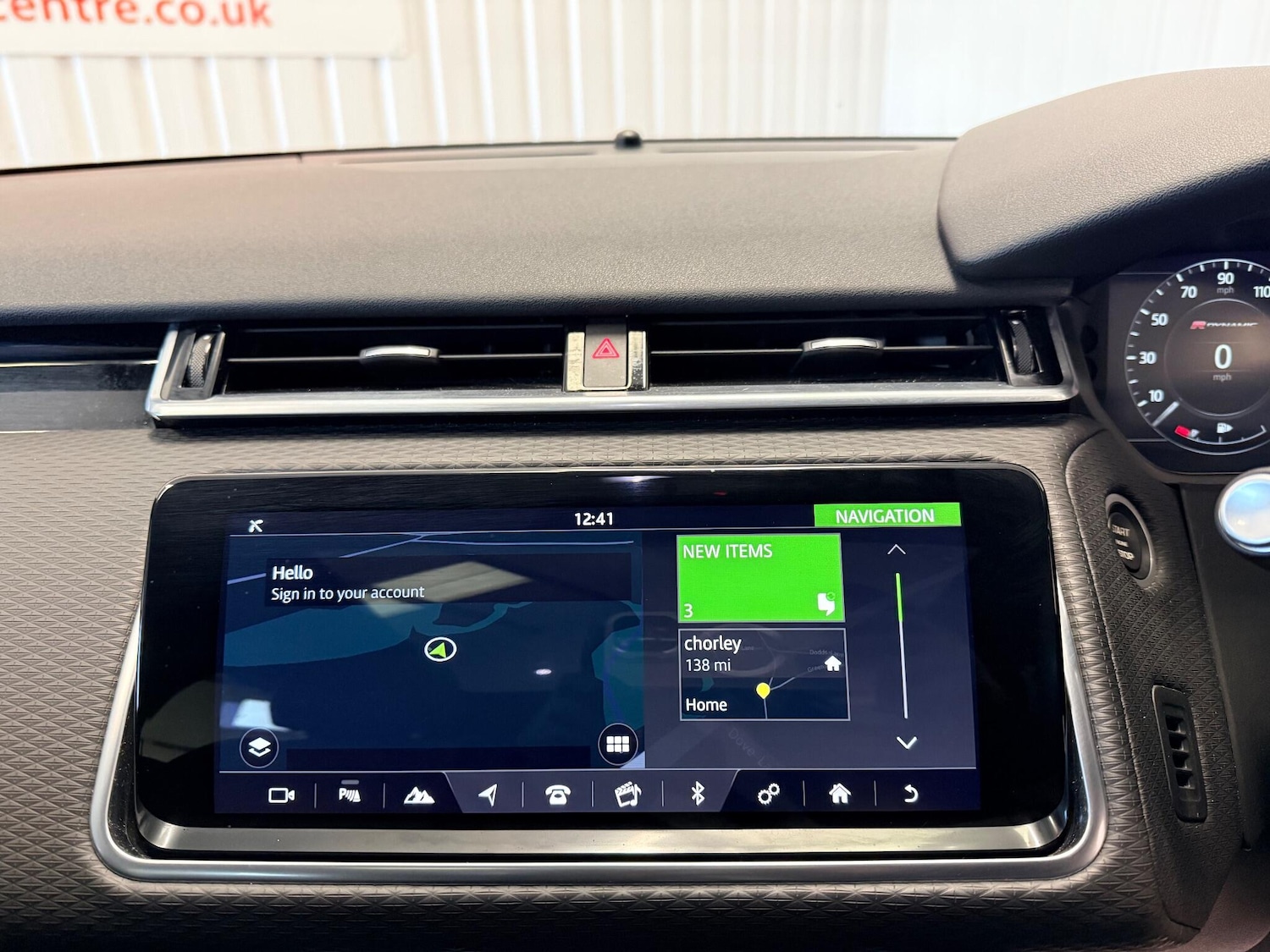 Used Land Rover Range Rover Velar 2017 for sale - 76612976: Photo 30