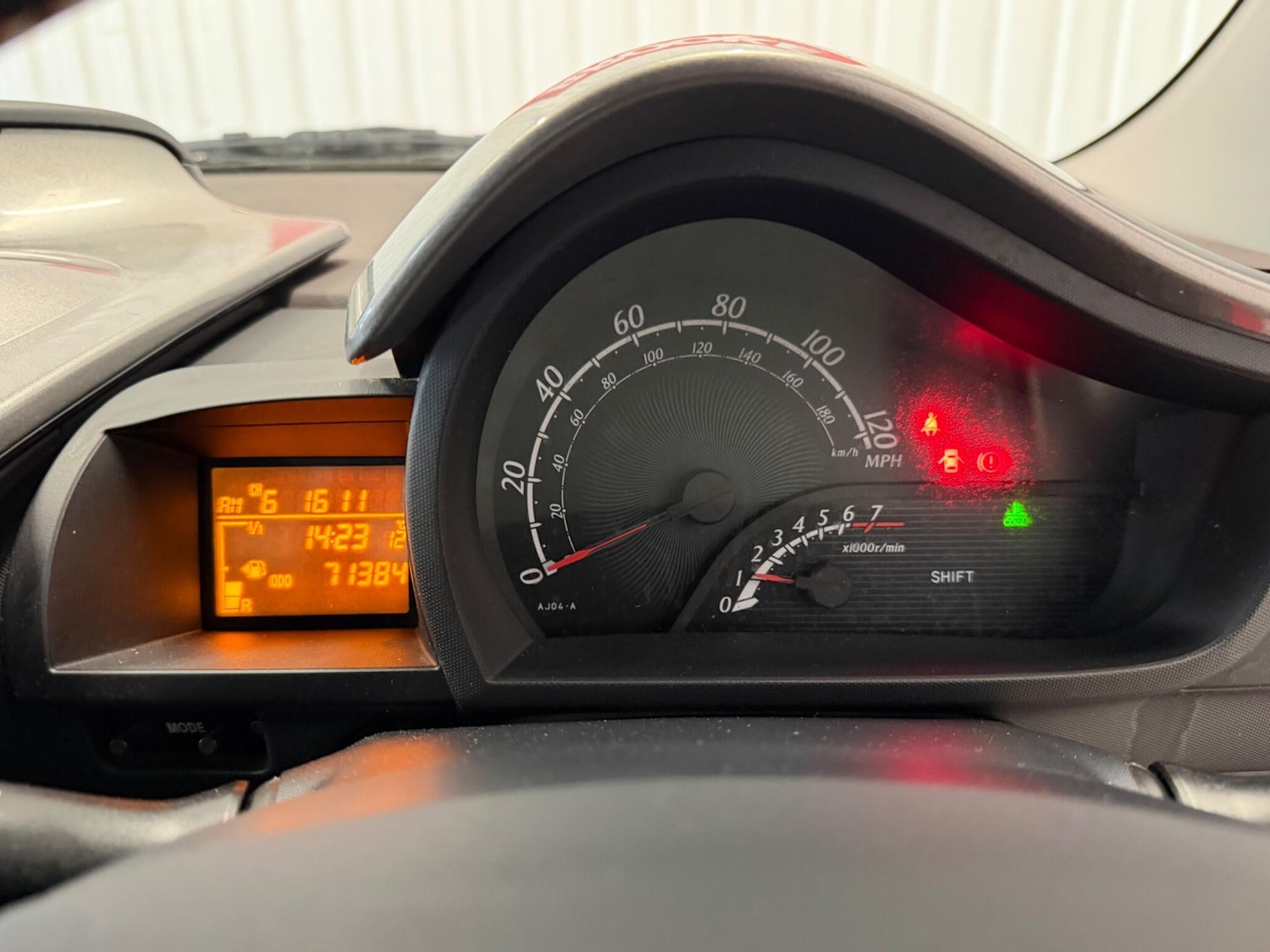 Used Toyota IQ 2009 for sale - 78100992: Photo 19