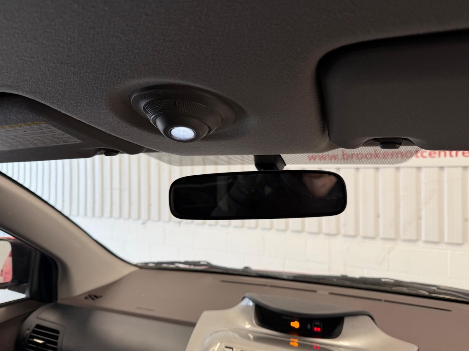 Used Toyota IQ 2009 for sale - 78100992: Photo 24