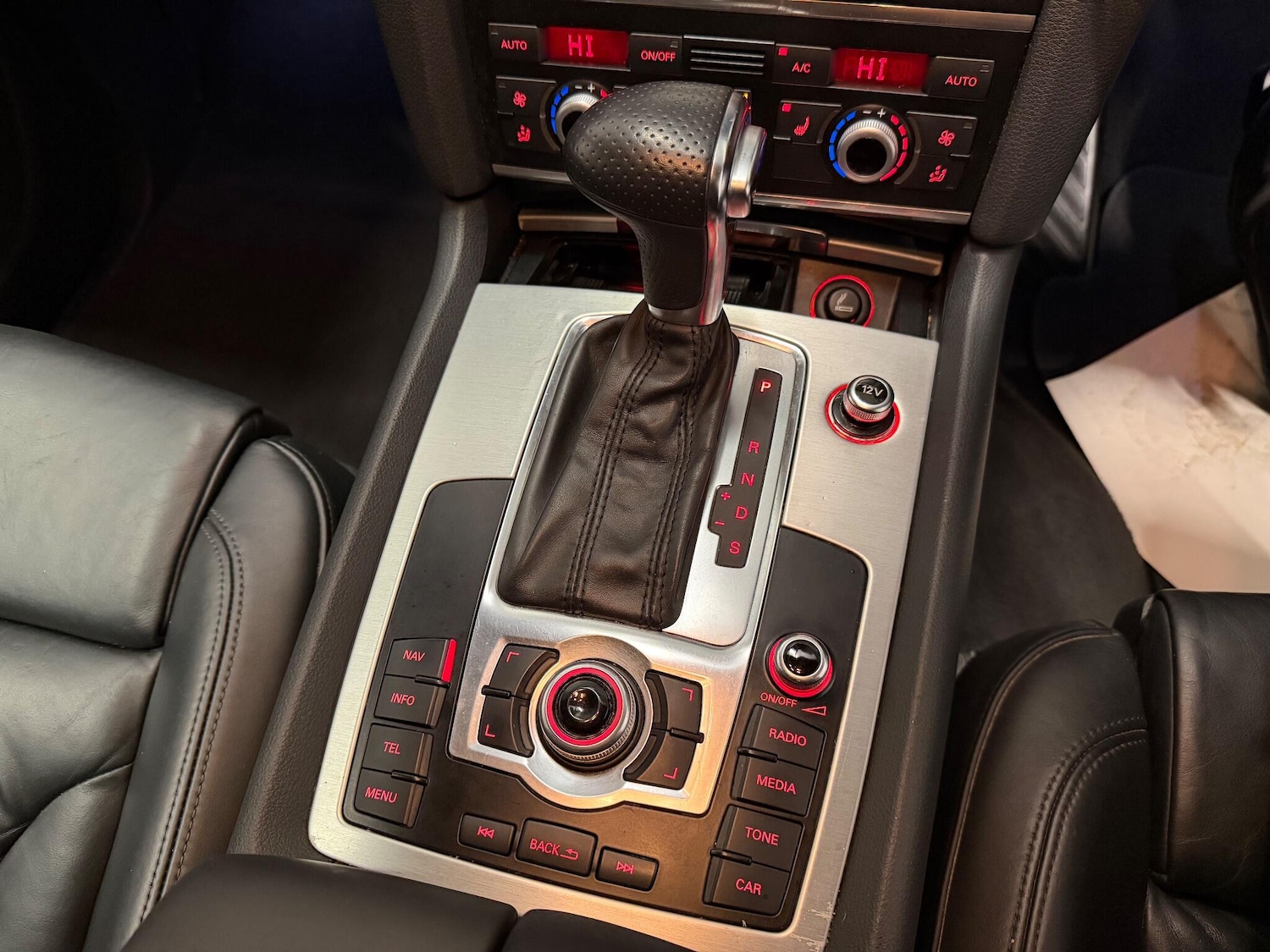 Used Audi Q7 2013 for sale - 76688599: Photo 33