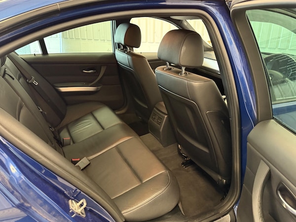 Used BMW 3 Series 2010 for sale - 76085282: Photo 15