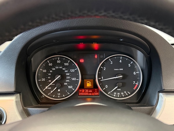Used BMW 3 Series 2010 for sale - 76085282: Photo 26