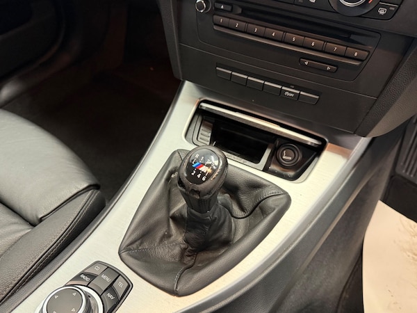 Used BMW 3 Series 2010 for sale - 76085282: Photo 27