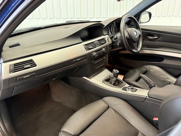 Used BMW 3 Series 2010 for sale - 76085282: Photo 9