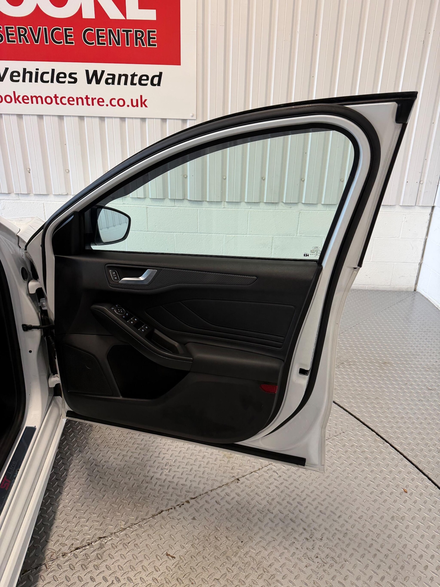 Used Ford Focus 2019 for sale - 76780943: Photo 16