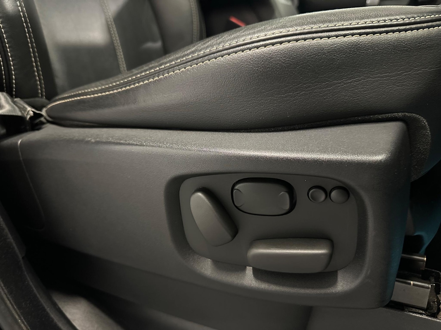 Used Land Rover Discovery 4 2012 for sale - 76952954: Photo 18