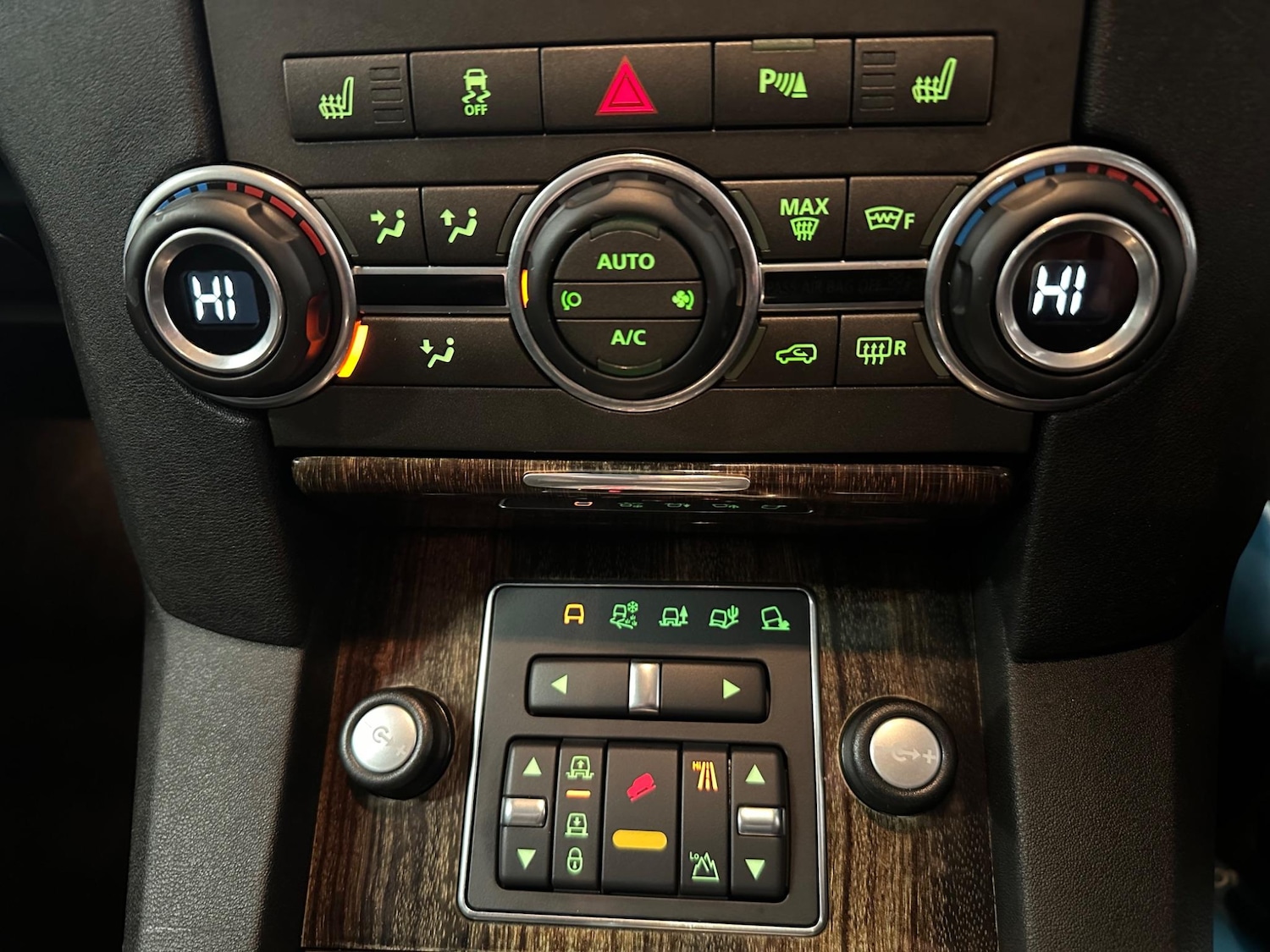 Used Land Rover Discovery 4 2012 for sale - 76952954: Photo 19