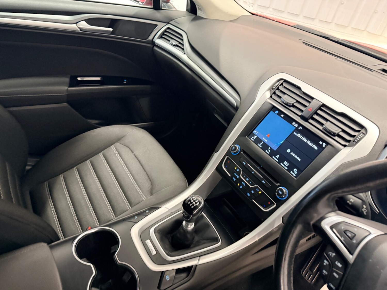 Used Ford Mondeo 2018 for sale - 77387178: Photo 24