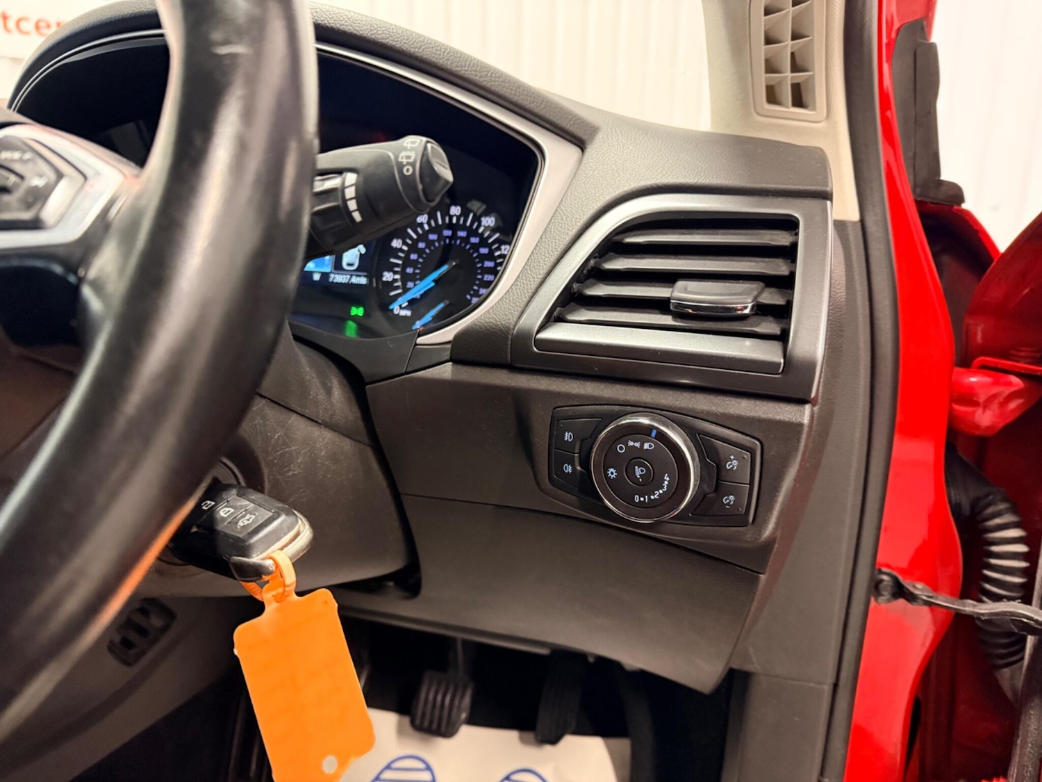 Used Ford Mondeo 2018 for sale - 77387178: Photo 25