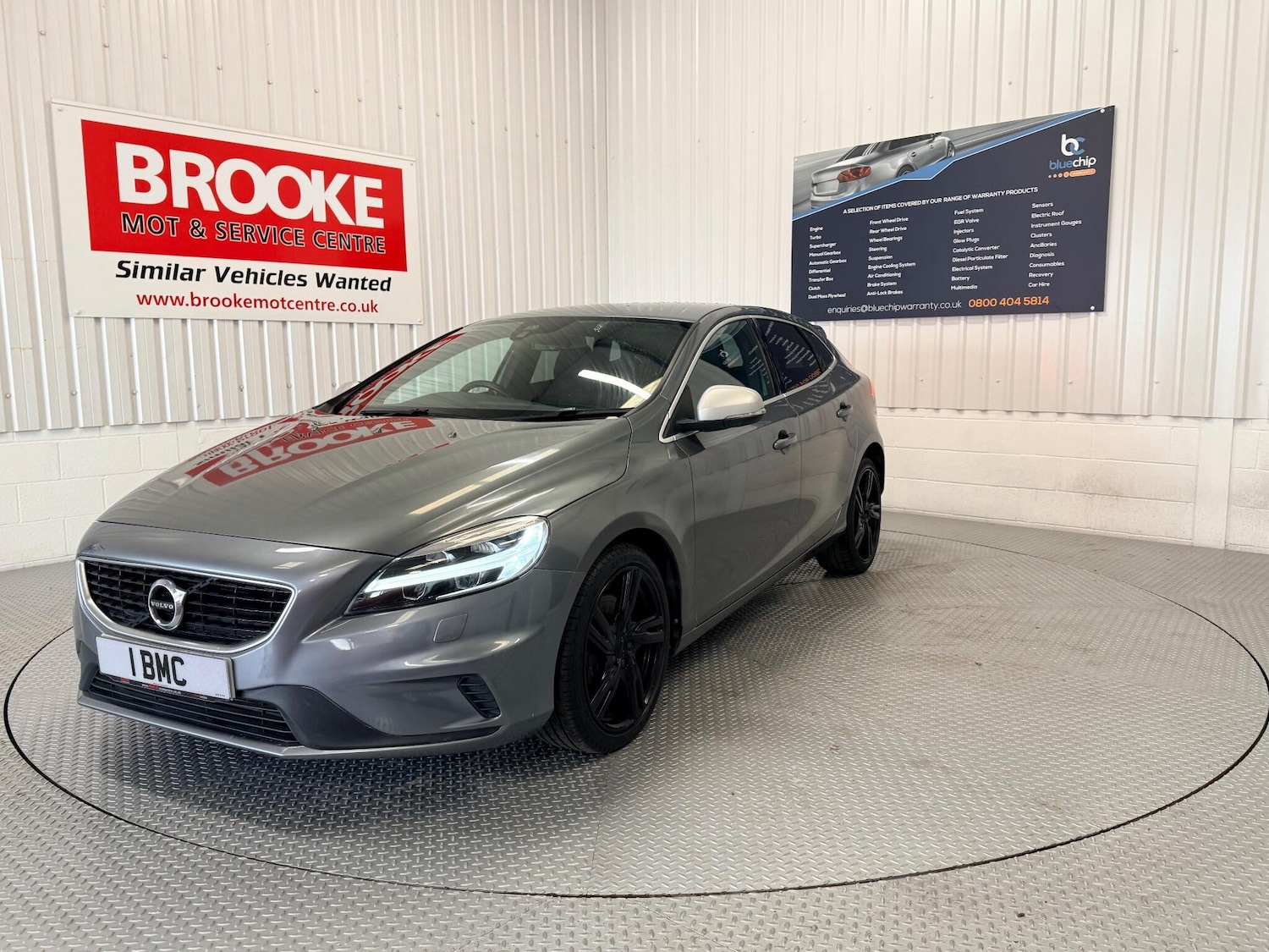 Used Volvo V40 2018 for sale - 76633705: Photo 5
