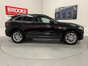 Used Jaguar F-Pace 2017 for sale - 76584237: Photo