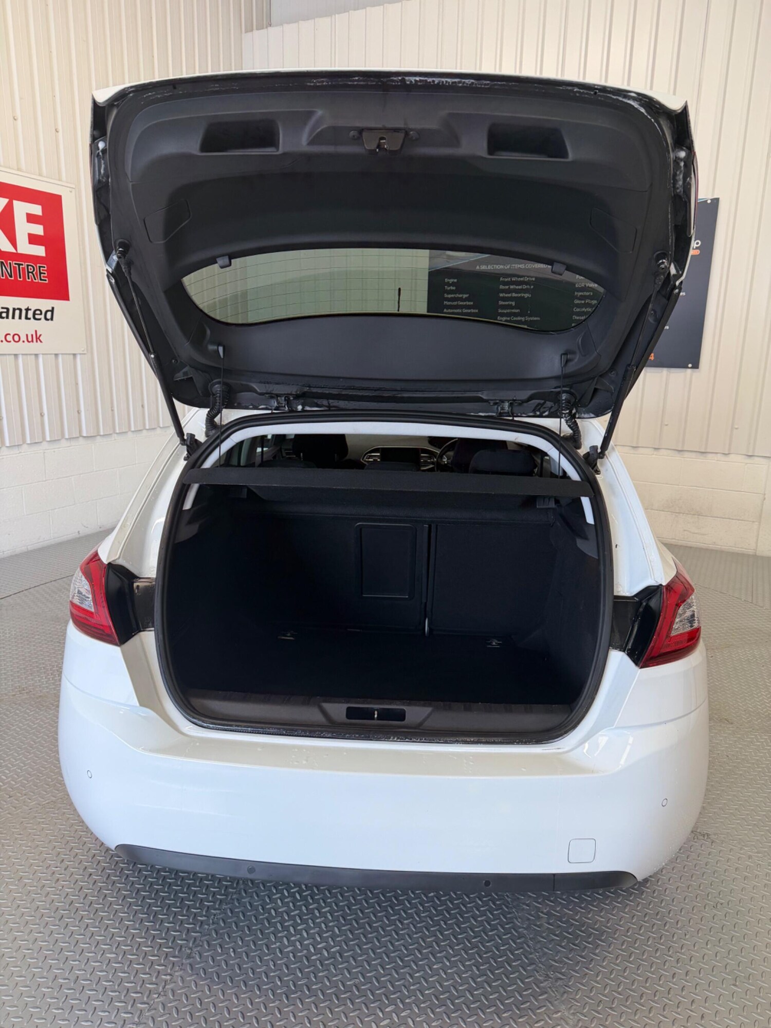 Used Peugeot 308 2016 for sale - 78019372: Photo 10