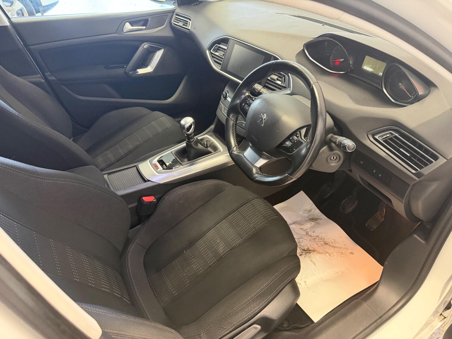 Used Peugeot 308 2016 for sale - 78019372: Photo 17