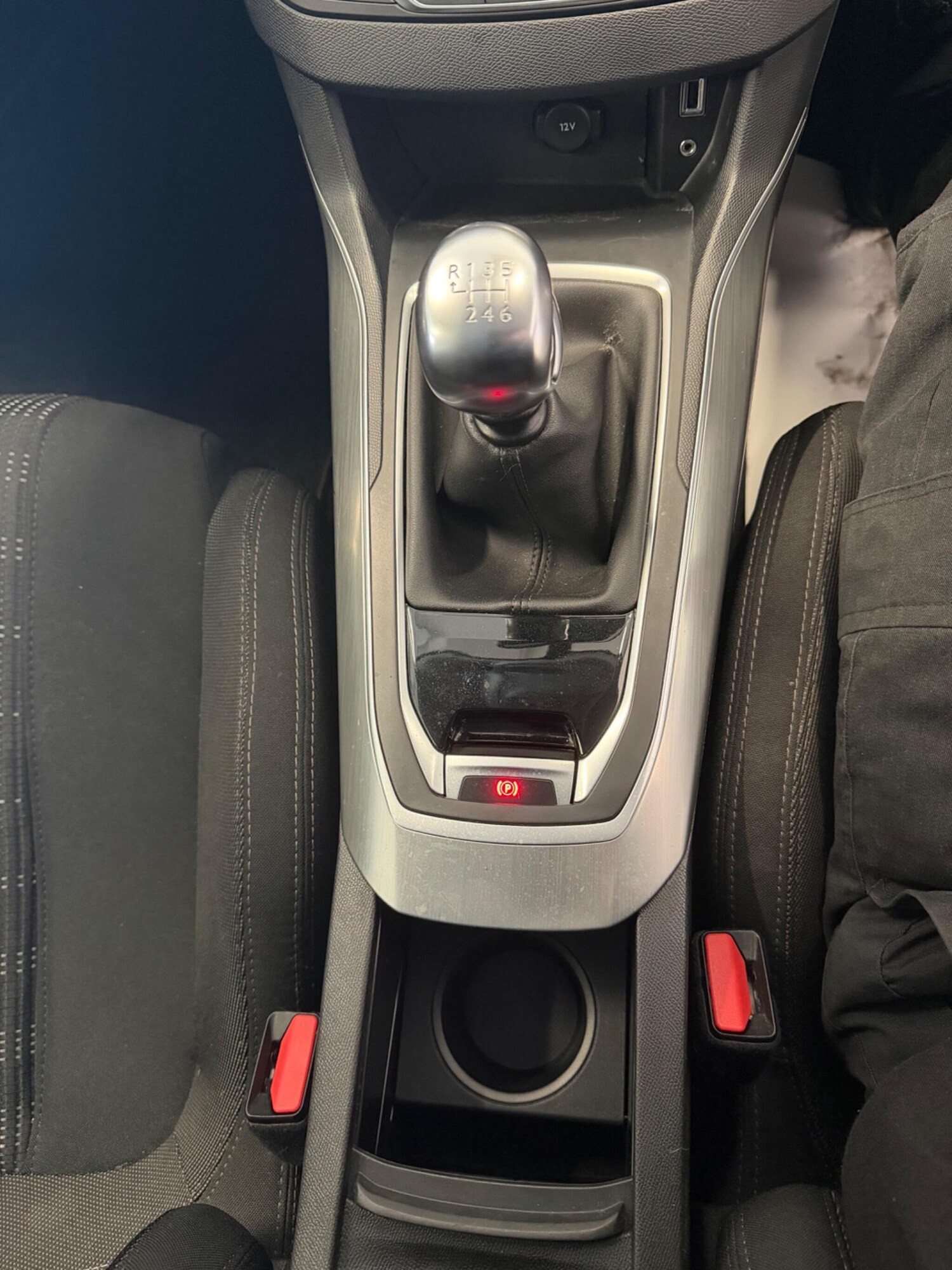 Used Peugeot 308 2016 for sale - 78019372: Photo 28