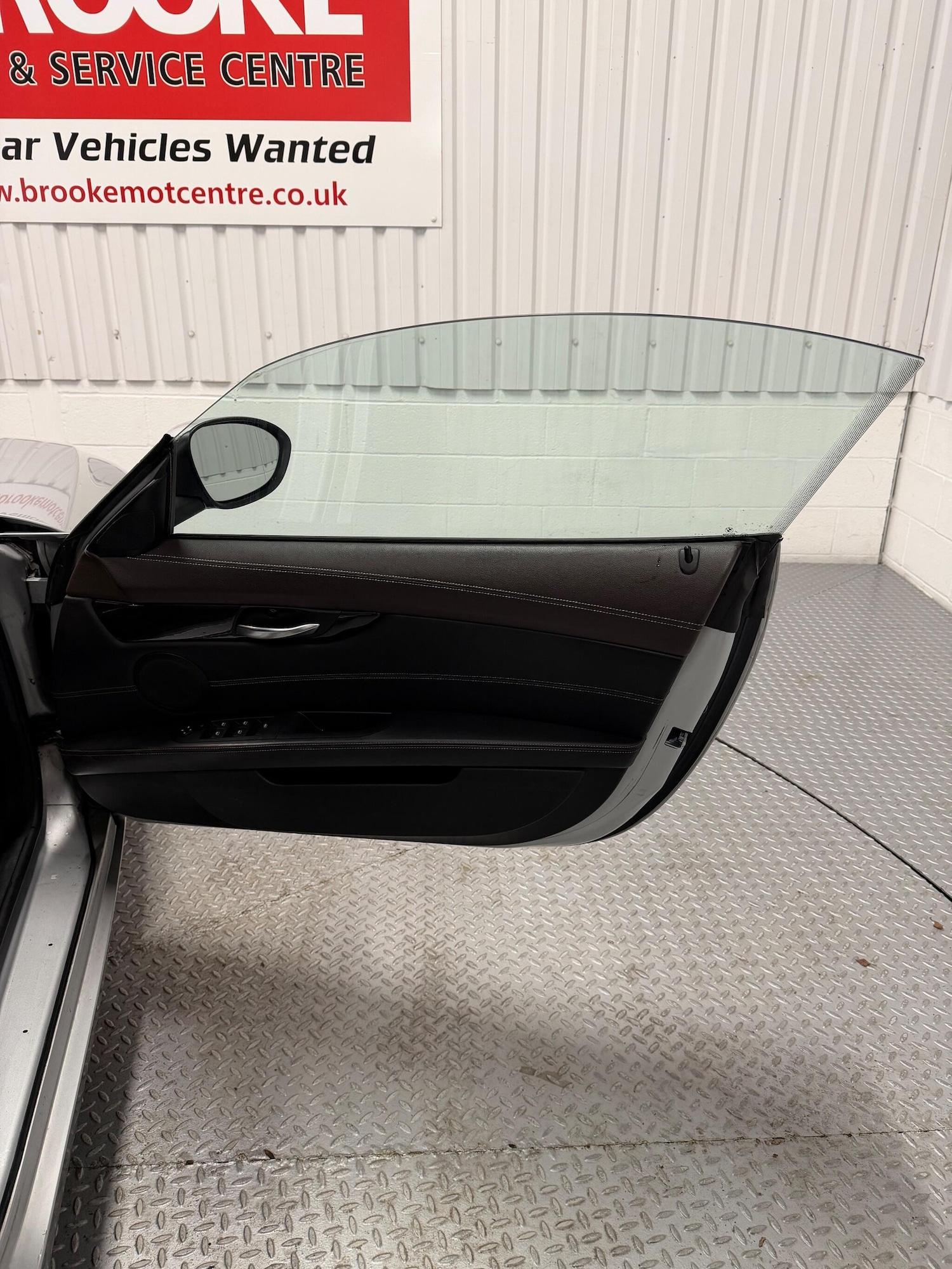 Used BMW Z4 2012 for sale - 76926119: Photo 14