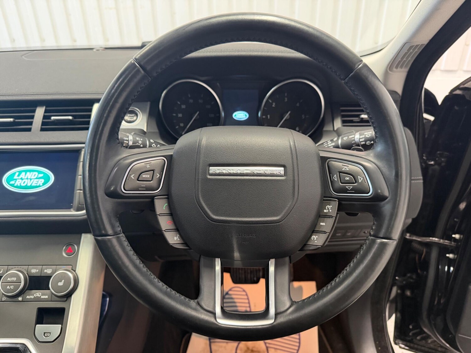 Used Land Rover Range Rover Evoque for sale - 77497065: Photo 18