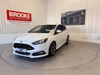 Used Ford Focus 2015 for sale - 76702167: Photo