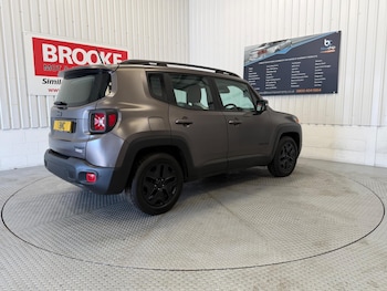 Used Jeep Renegade 2016 for sale - 79033954: Photo