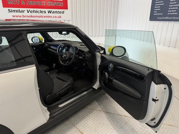 Used MINI Hatch 2021 for sale - 76325919: Photo 16