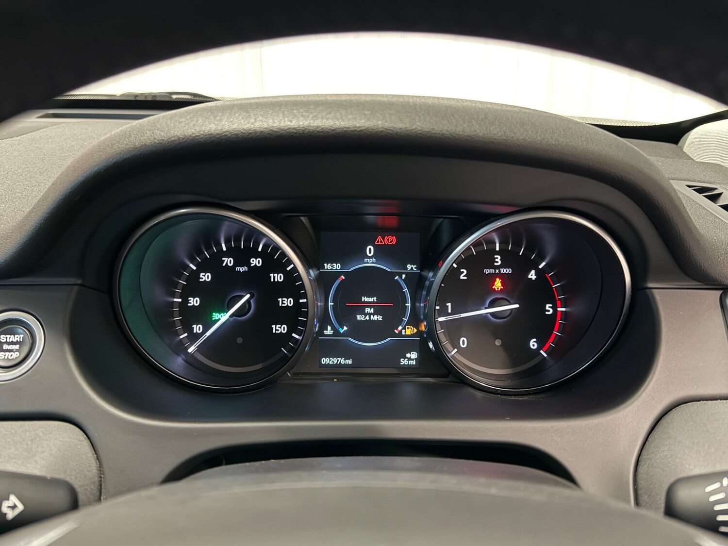 Used Land Rover Discovery Sport 2017 for sale - 76388512: Photo 27