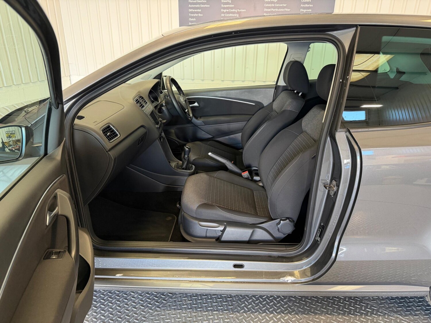 Used Volkswagen Polo for sale - 78034890: Photo 13