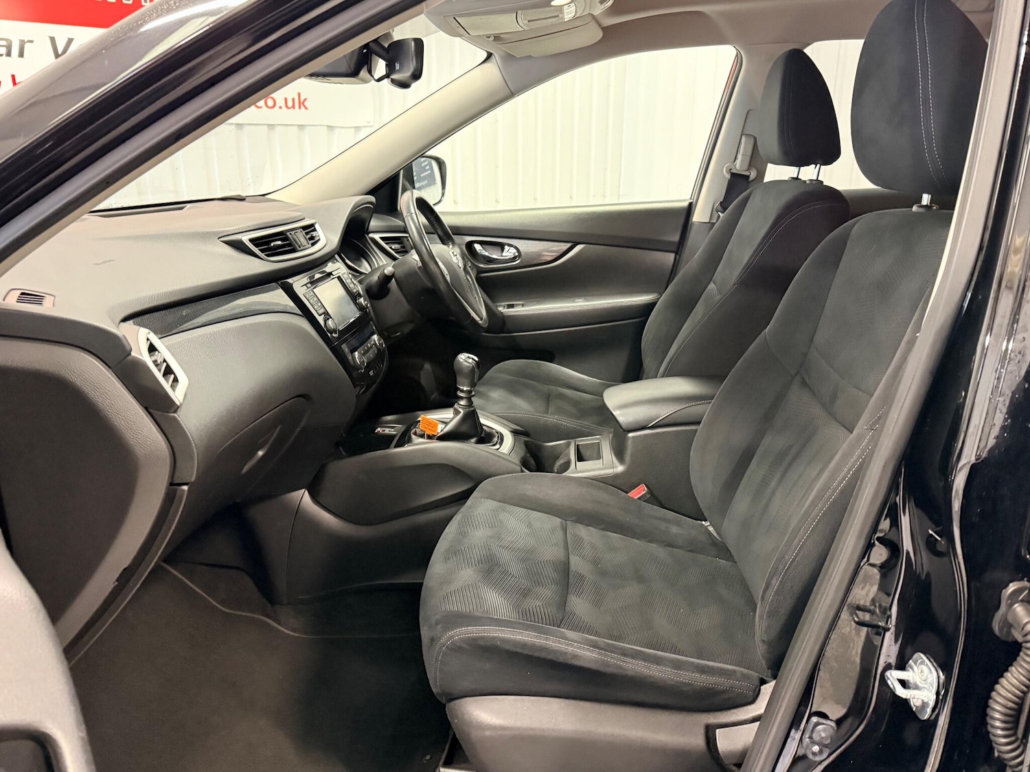 Used Nissan X-Trail 2017 for sale - 77130564: Photo 14