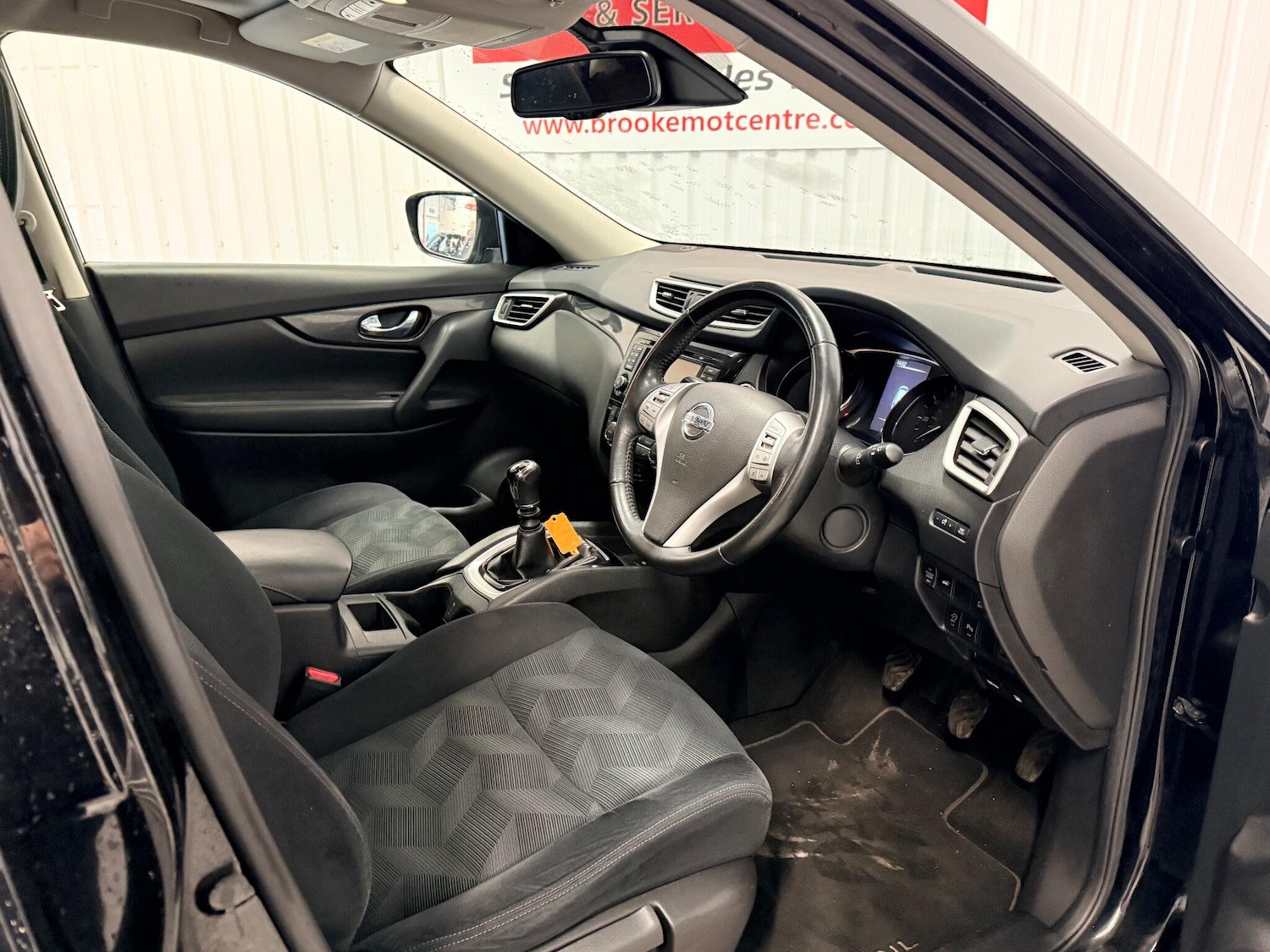 Used Nissan X-Trail 2017 for sale - 77130564: Photo 18