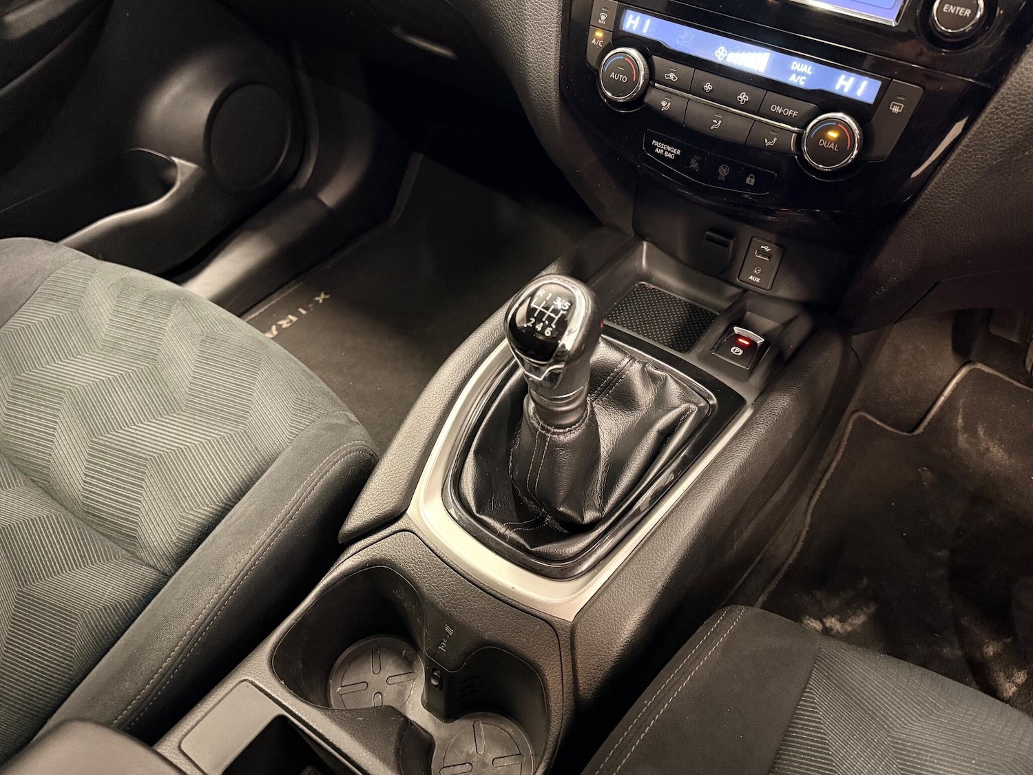 Used Nissan X-Trail 2017 for sale - 77130564: Photo 28