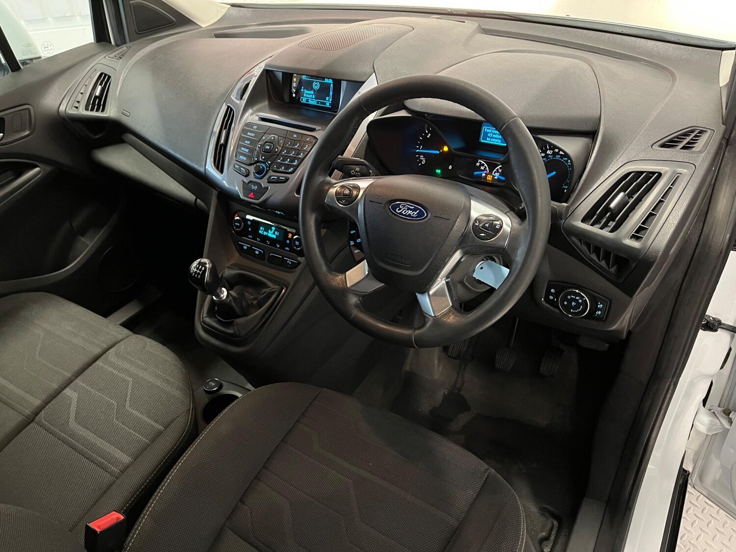 Used Ford Transit Connect 2015 for sale - 76801264: Photo 16