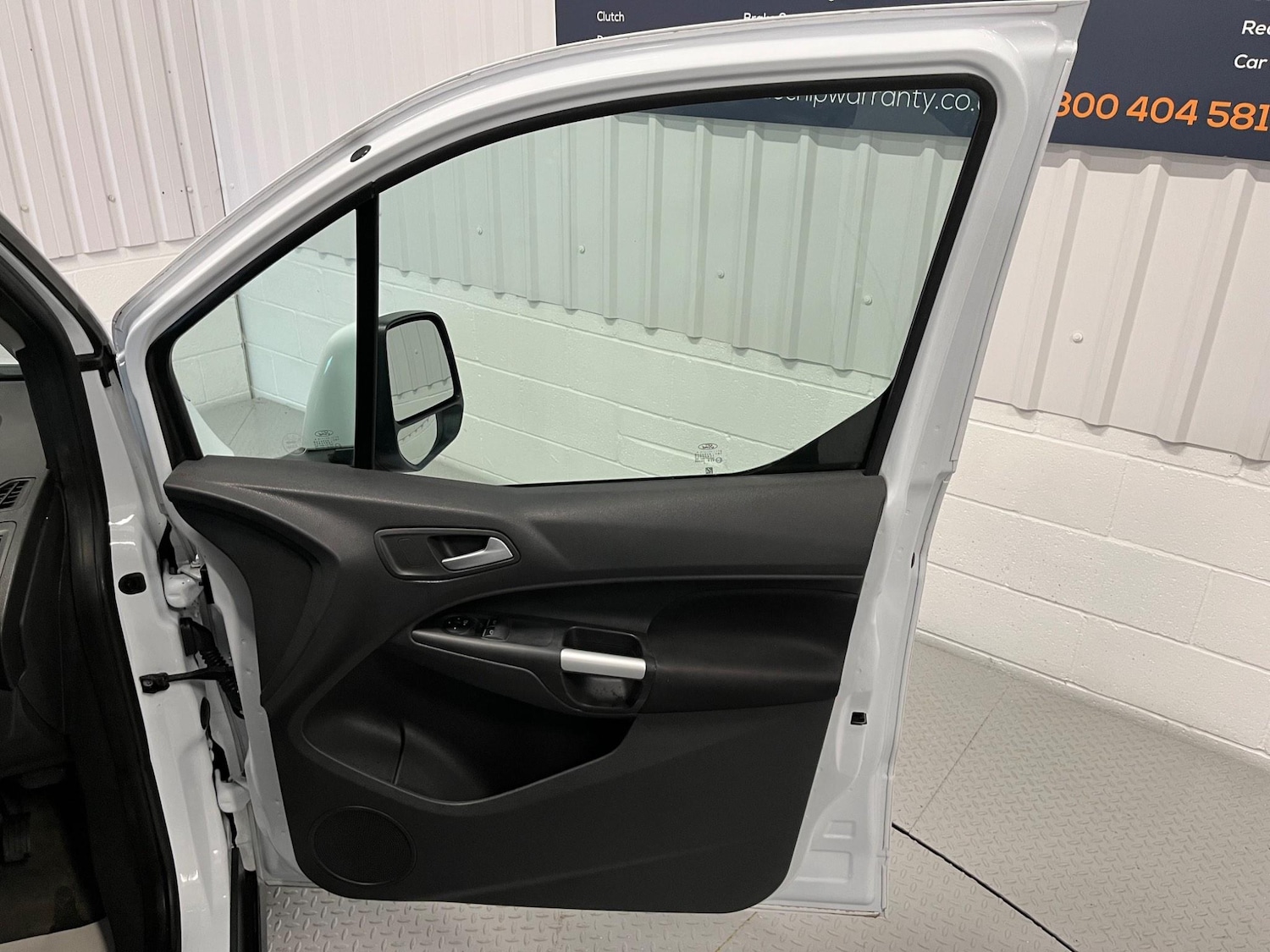 Used Ford Transit Connect 2015 for sale - 76801264: Photo 17