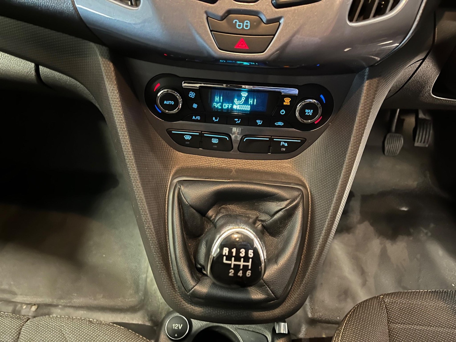 Used Ford Transit Connect 2015 for sale - 76801264: Photo 25