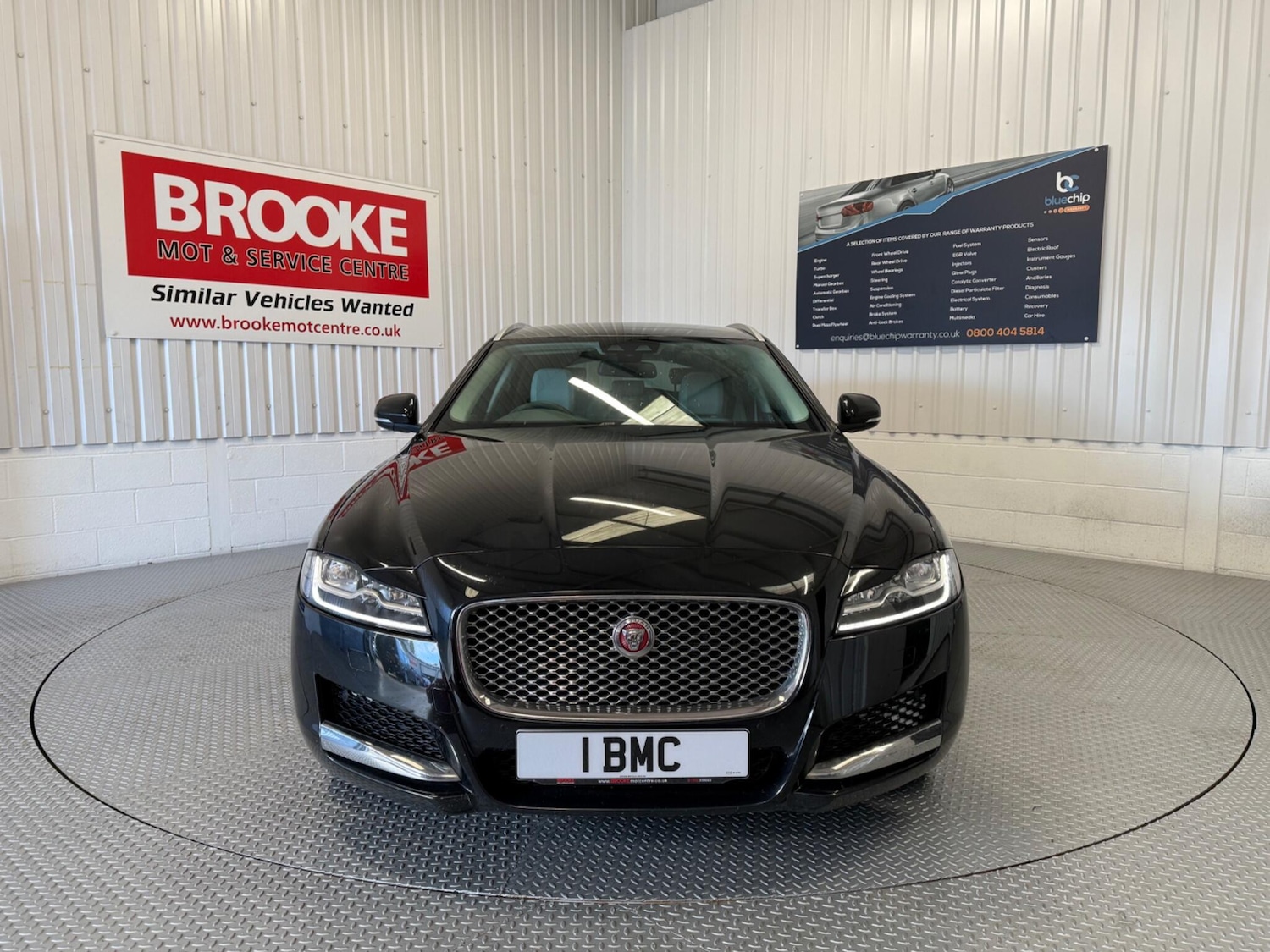 Used Jaguar XF 2018 for sale - 76349134: Photo 4