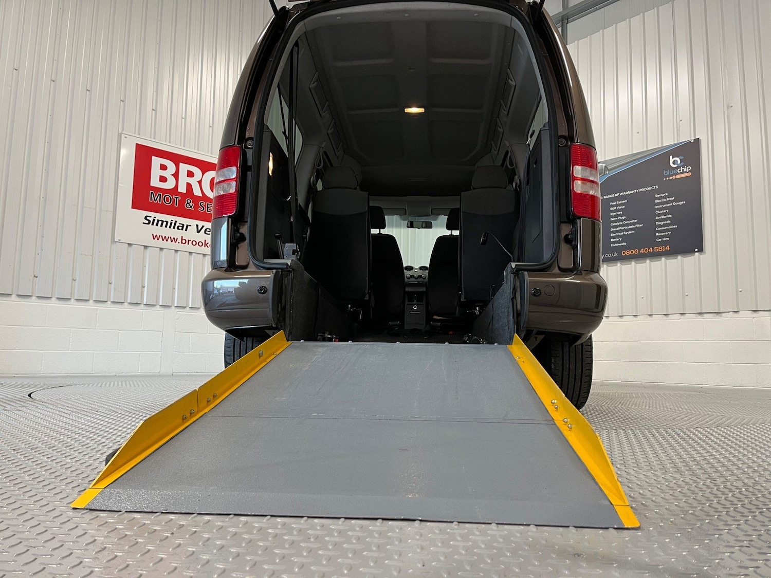 Used Volkswagen Caddy Maxi Life 2013 for sale - 77839304: Photo 10