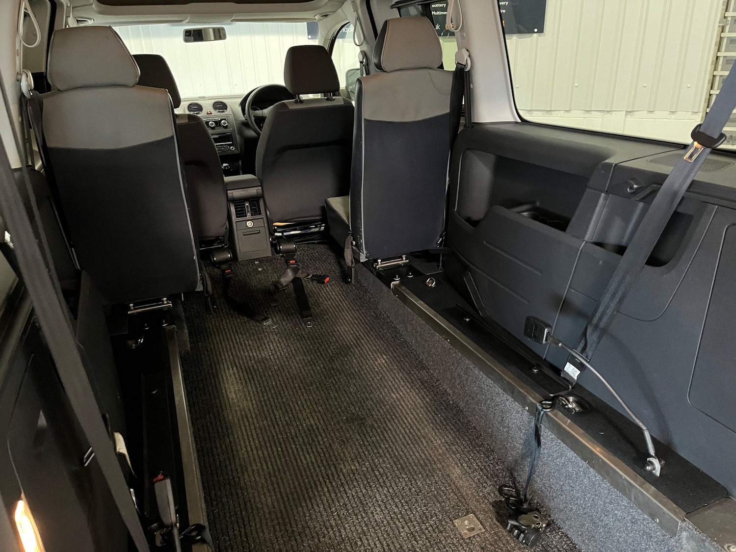 Used Volkswagen Caddy Maxi Life 2013 for sale - 77839304: Photo 12