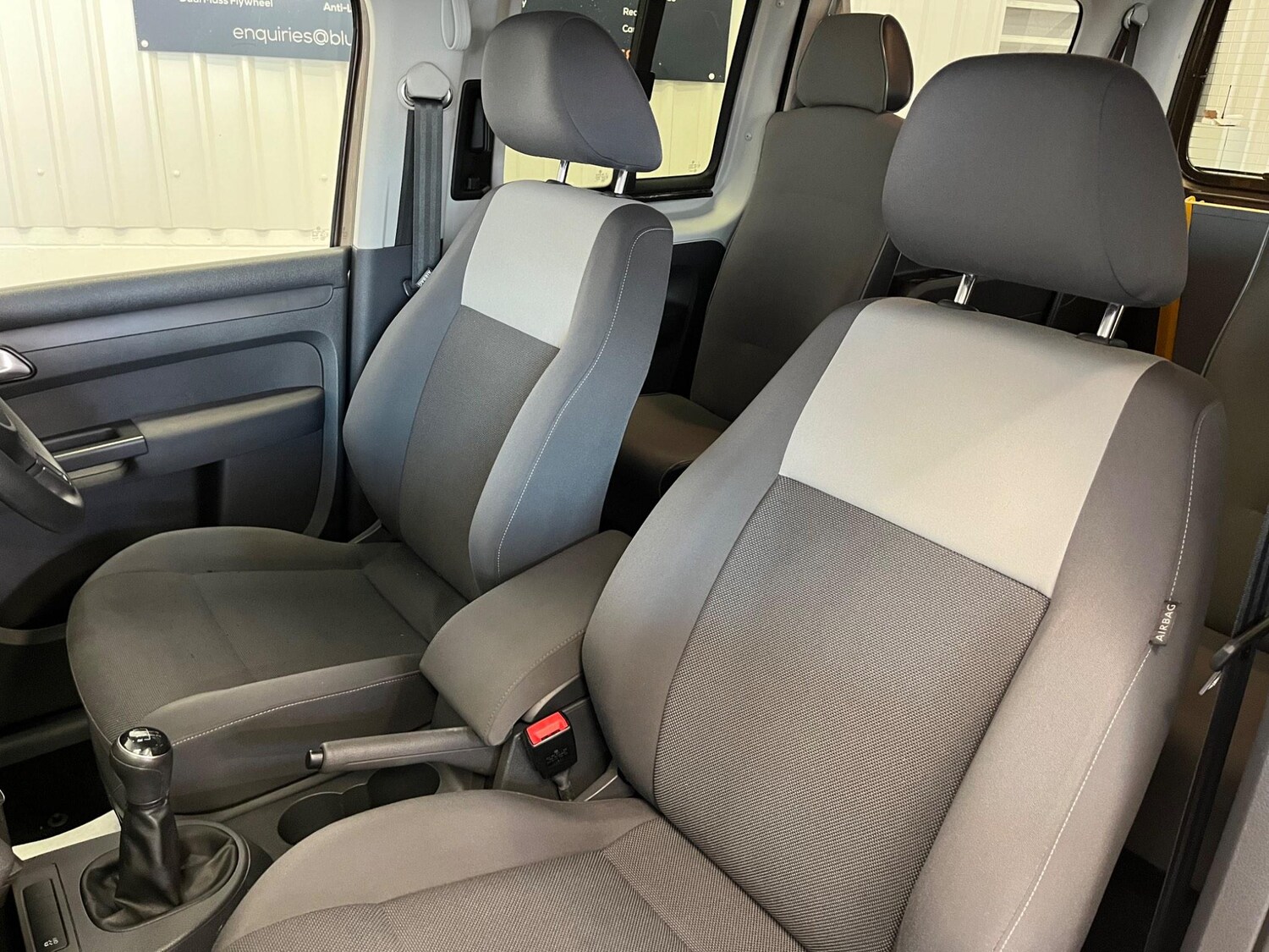 Used Volkswagen Caddy Maxi Life 2013 for sale - 77839304: Photo 15